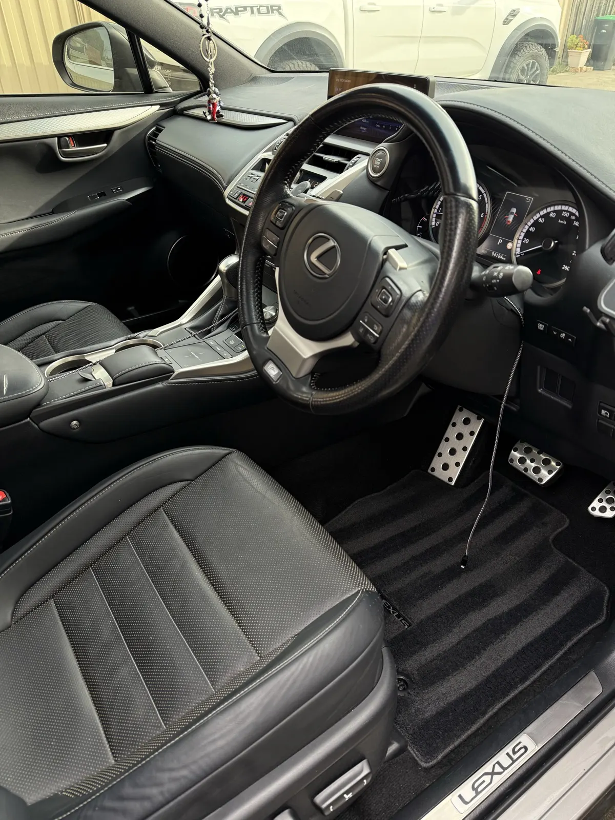 Lexus interior fully detailed: clean leather, fresh carpets and dashboard
