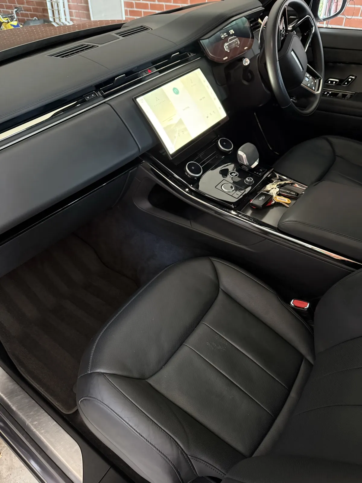 Range Rover Sport black leather interior fresh after a Signature detail